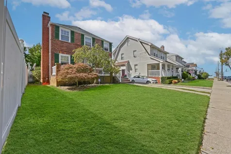 509 Beach 135th Street Belle Harbor NY 11694