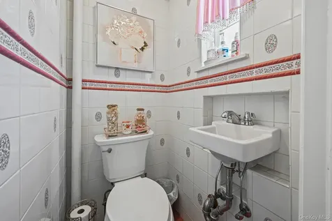 509 Beach 135th Street Belle Harbor NY 11694