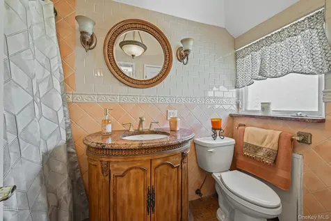 509 Beach 135th Street Belle Harbor NY 11694