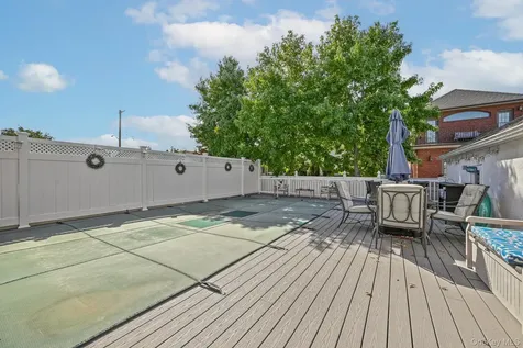 509 Beach 135th Street Belle Harbor NY 11694