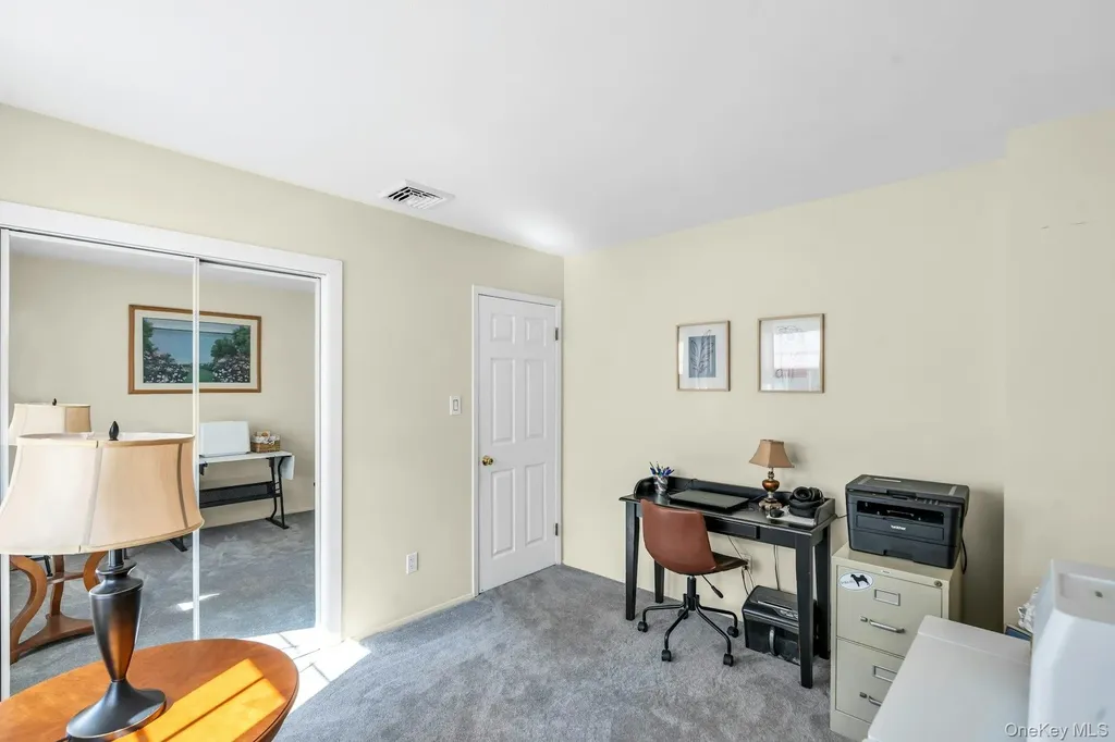 177 N Bicycle Path Selden NY 11784