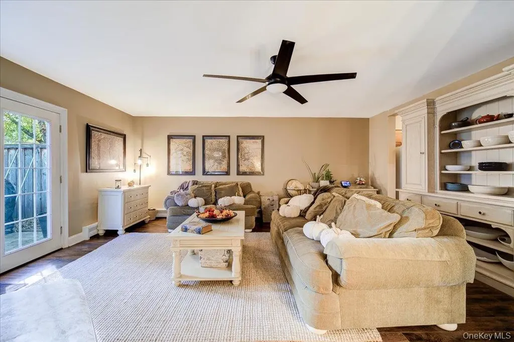 8 Park Row Middletown NY 10941