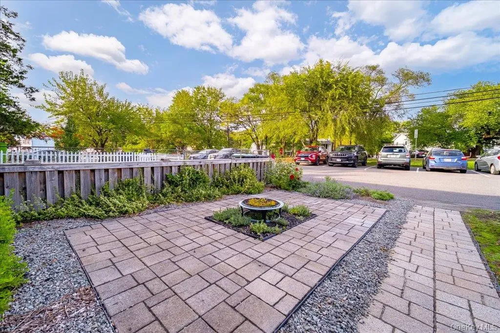 8 Park Row Middletown NY 10941