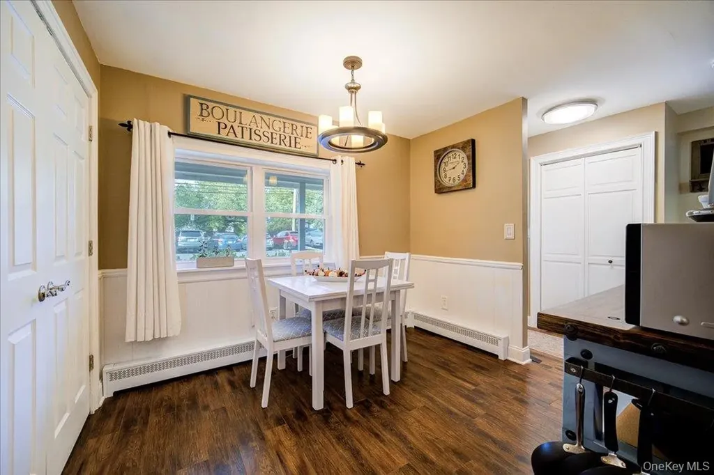 8 Park Row Middletown NY 10941