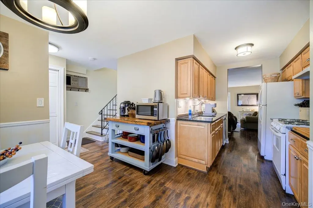 8 Park Row Middletown NY 10941