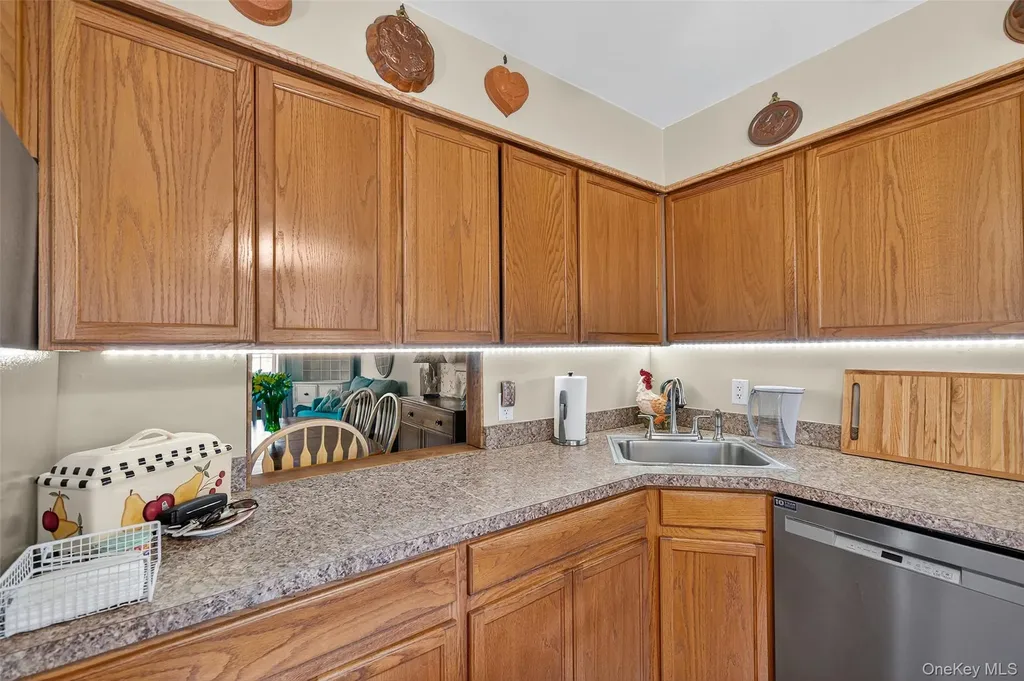 29 Red Barn Lane Middletown NY 10940