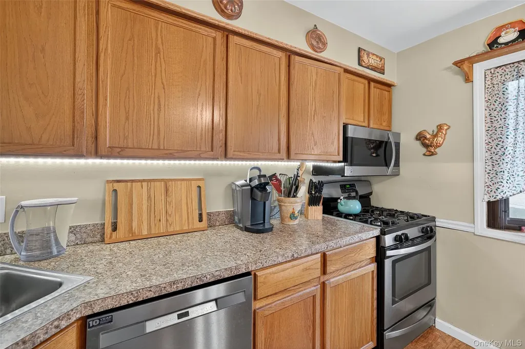 29 Red Barn Lane Middletown NY 10940