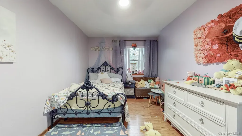 3268 Jackson Avenue Wantagh NY 11793
