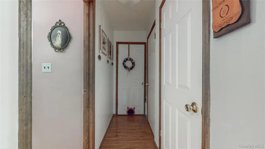 3268 Jackson Avenue Wantagh NY 11793