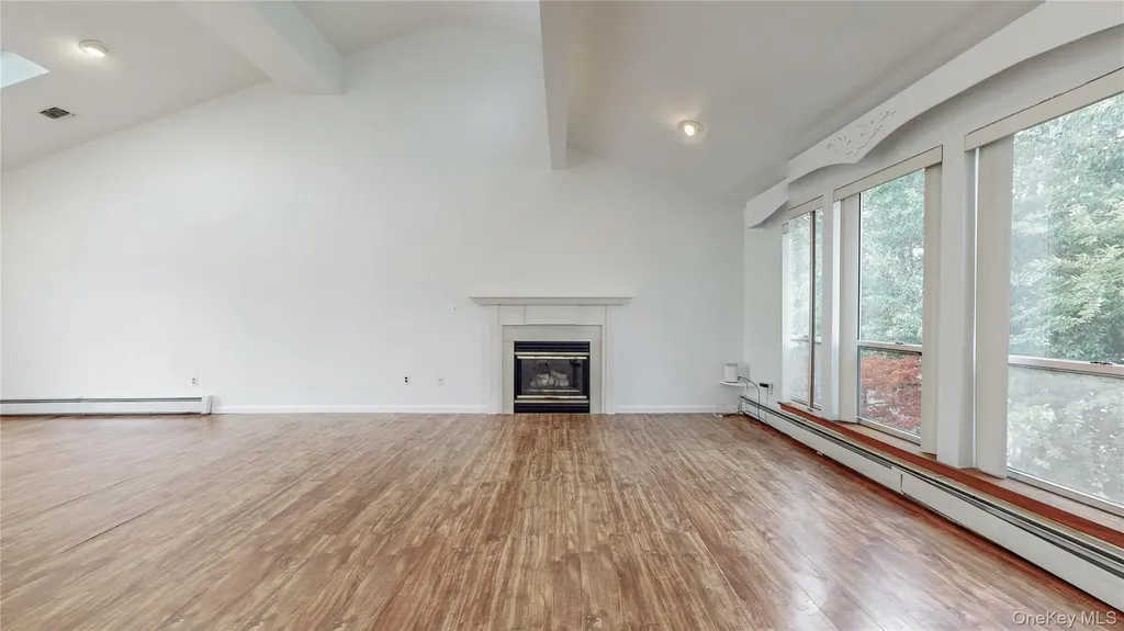 3268 Jackson Avenue Wantagh NY 11793
