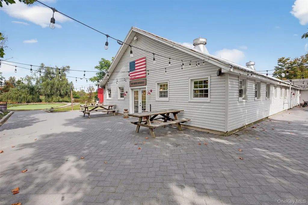 65 Four Corners Road Warwick NY 10990