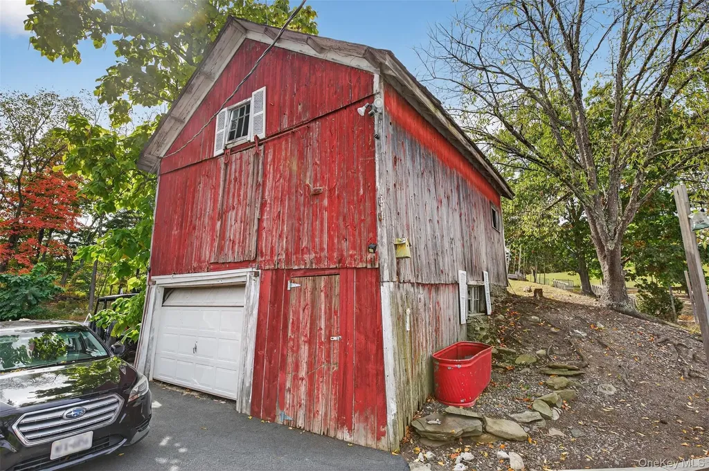 65 Four Corners Road Warwick NY 10990