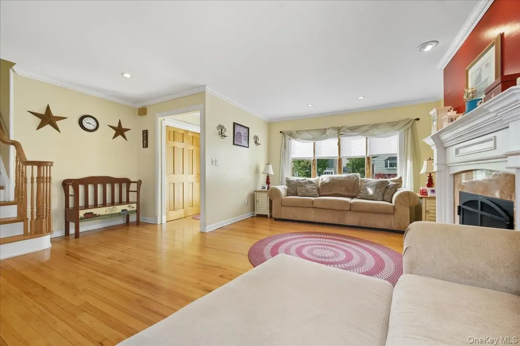 3405 Lufberry Avenue Wantagh NY 11793