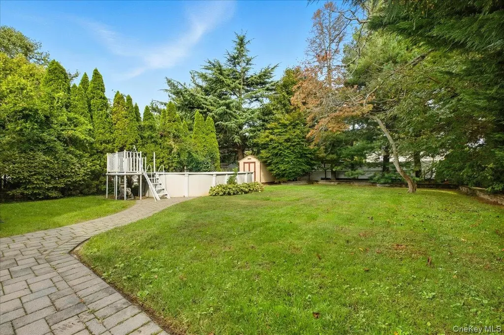 3405 Lufberry Avenue Wantagh NY 11793