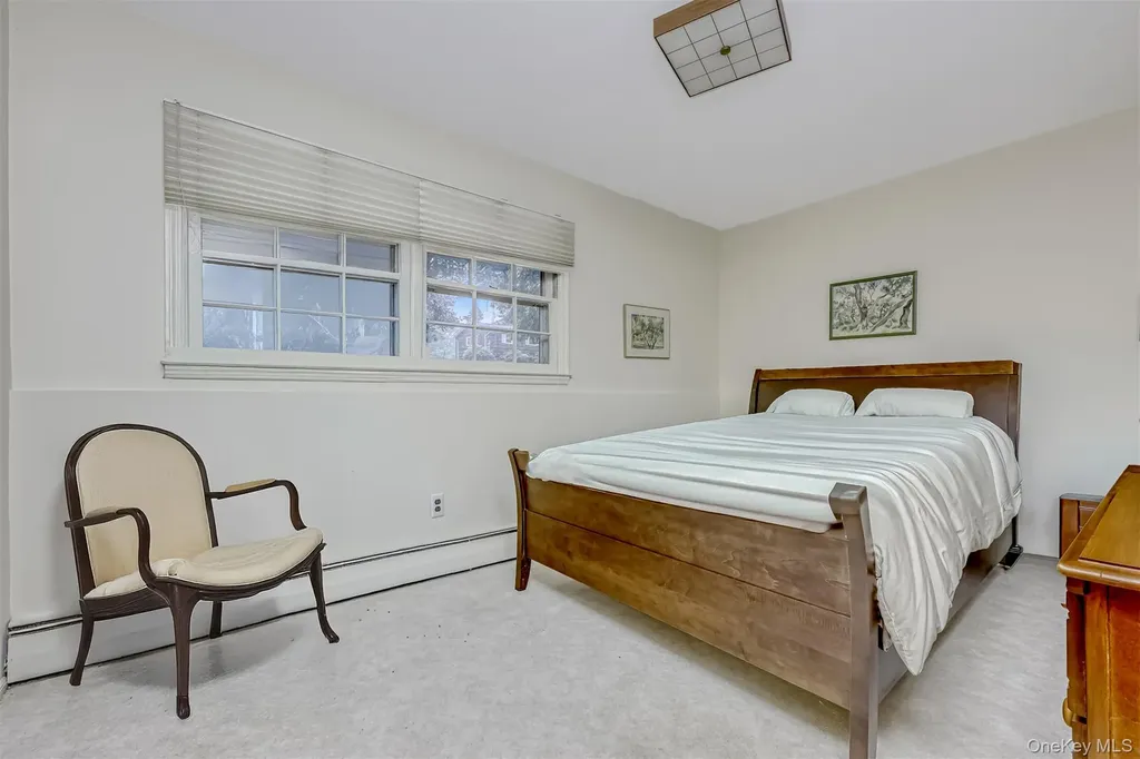 19 Mary Beth Drive Suffern NY 10901