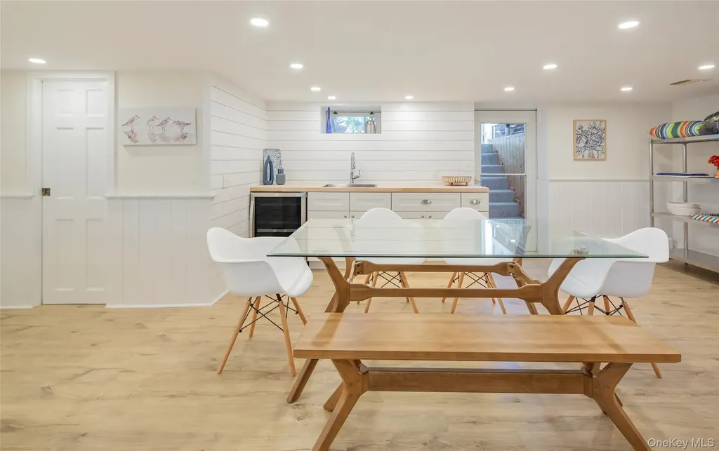 275 Maier Southold NY 11971