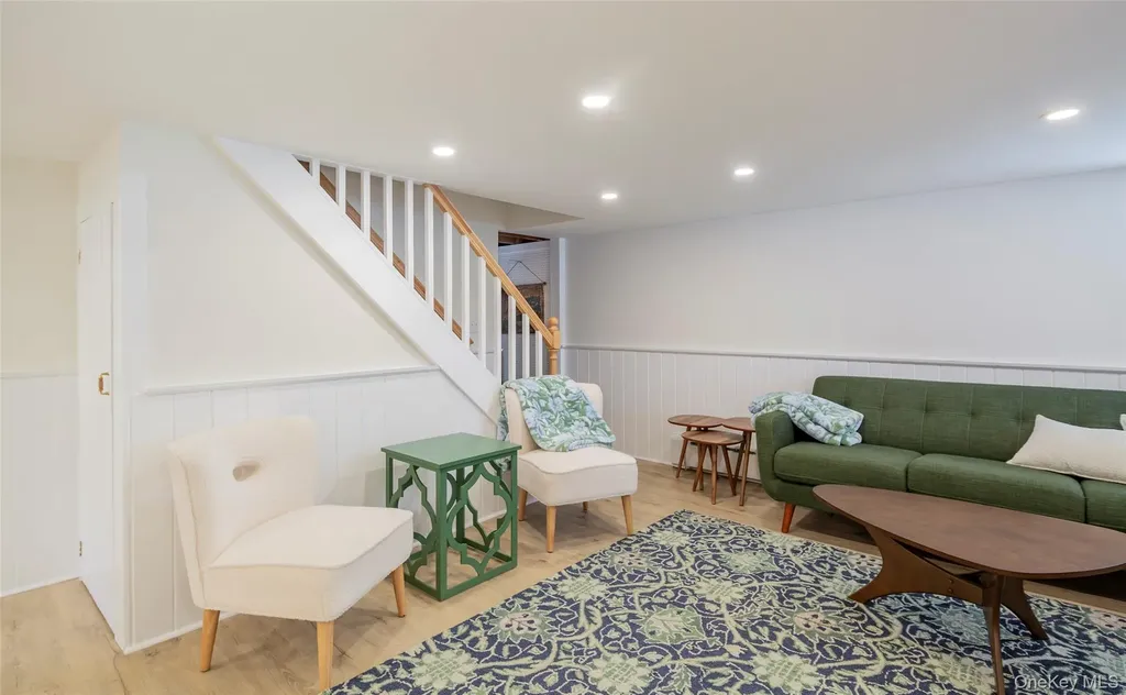 275 Maier Southold NY 11971