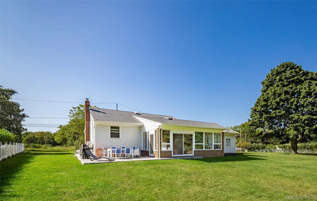 275 Maier Southold NY 11971