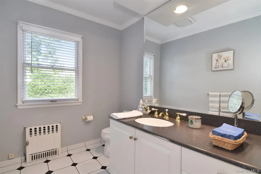 89 Park Drive Pelham NY 10803