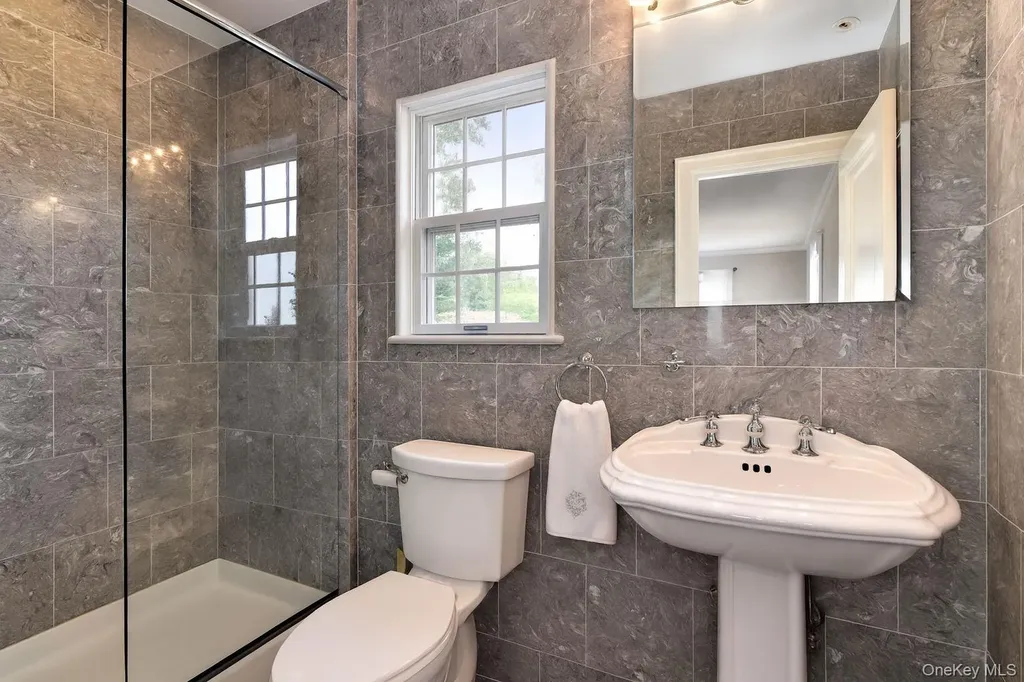 89 Park Drive Pelham NY 10803