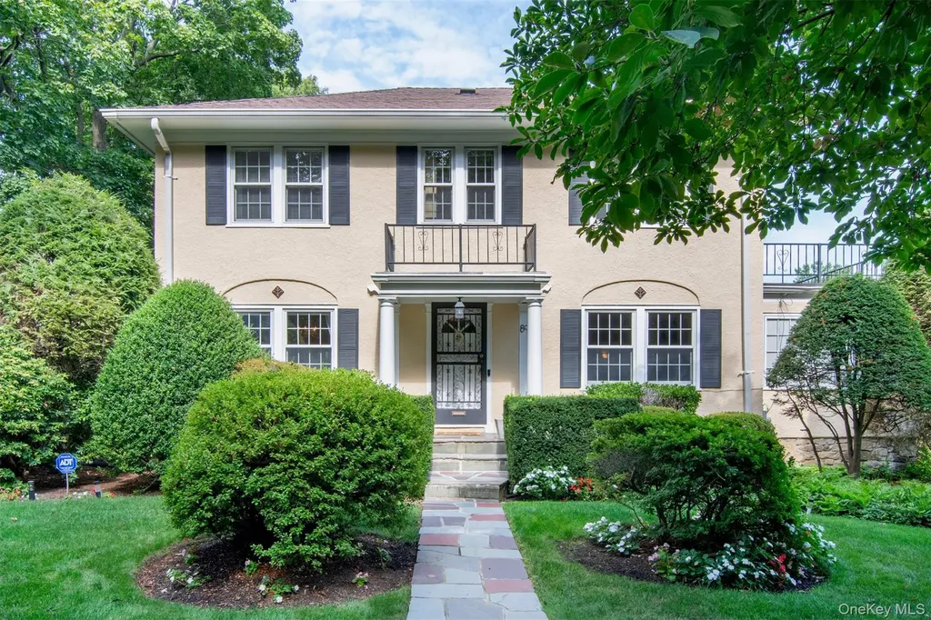 89 Park Drive Pelham NY 10803