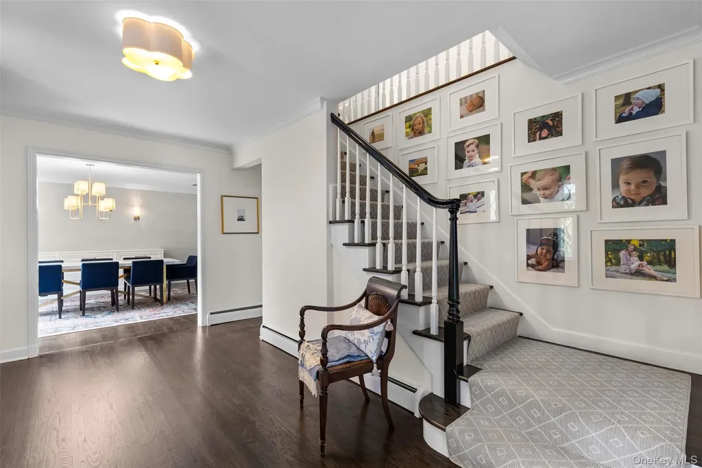 3 Round Hill Place Chappaqua NY 10514