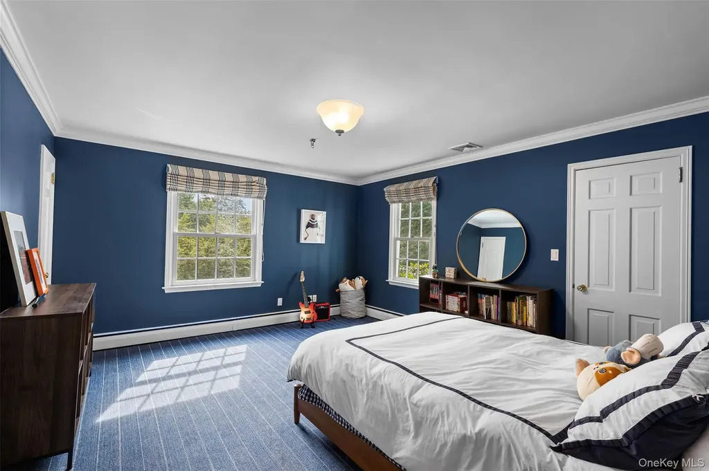 3 Round Hill Place Chappaqua NY 10514