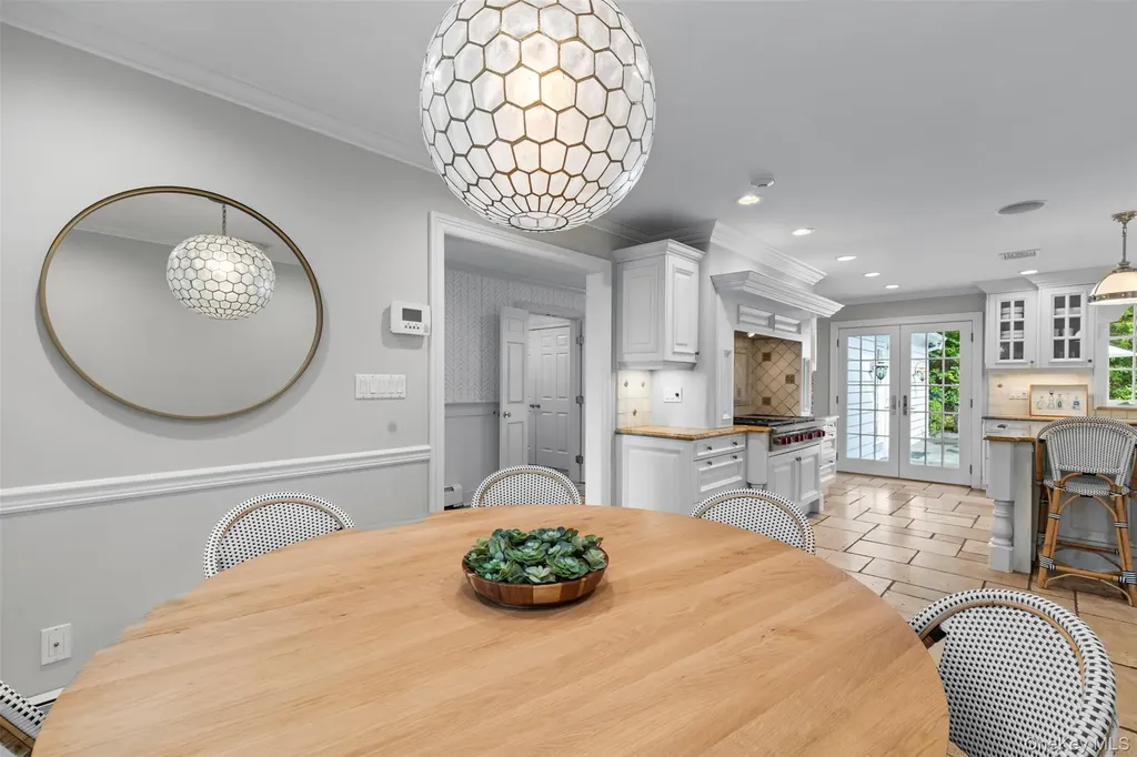 3 Round Hill Place Chappaqua NY 10514