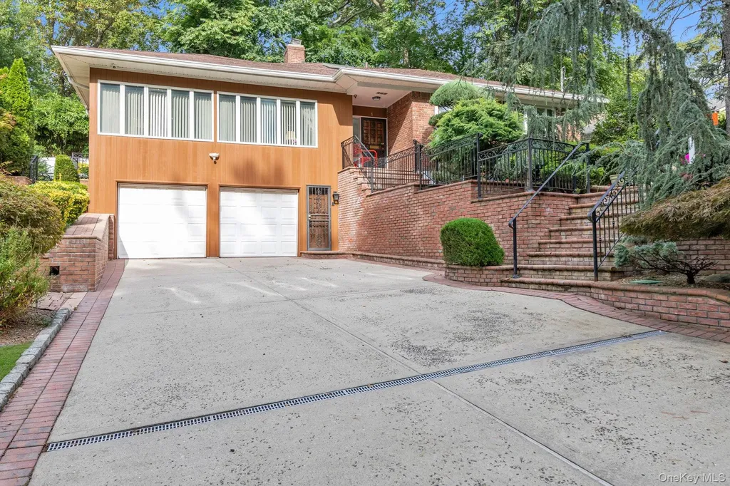 1 Crystal Drive Great Neck NY 11021