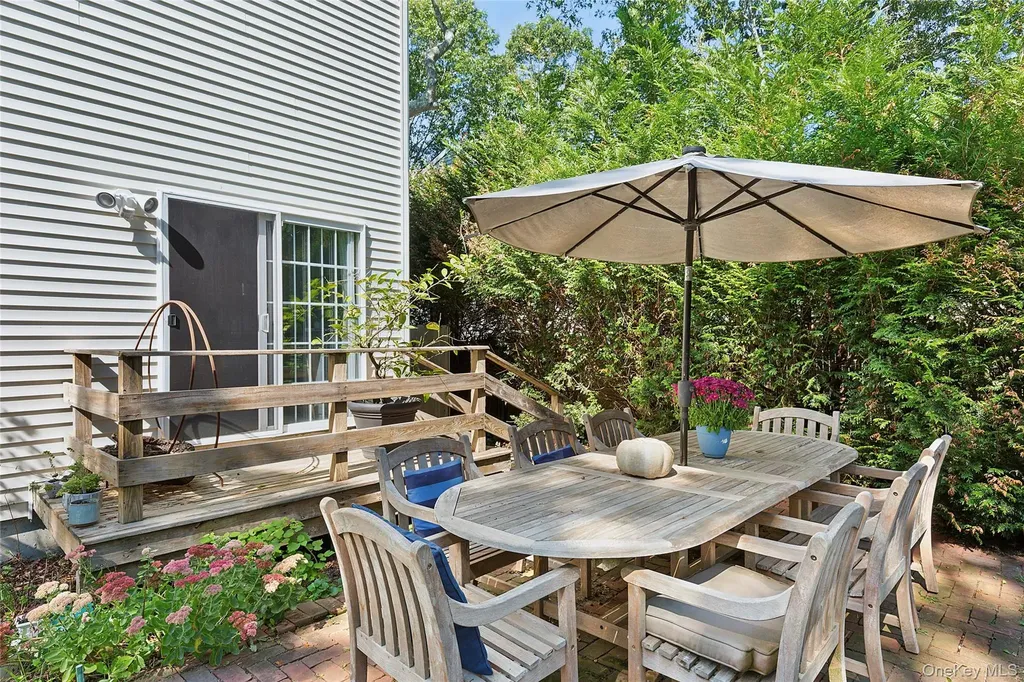 32 Atlantic Avenue Hampton Bays NY 11946