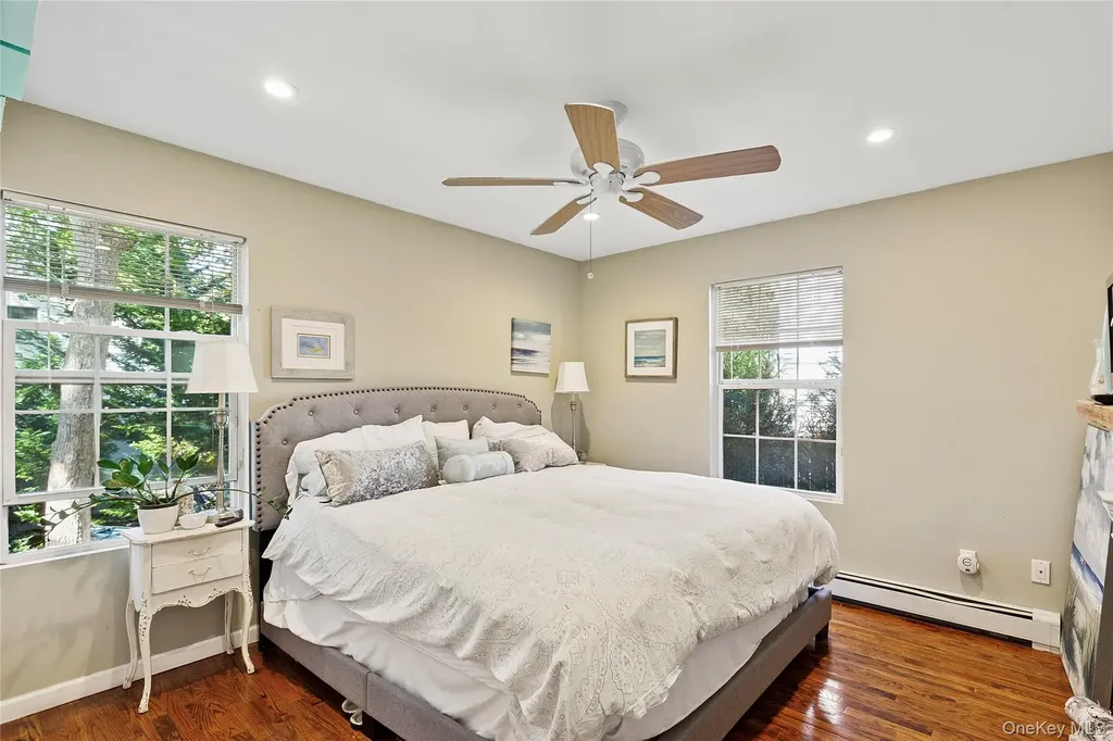 32 Atlantic Avenue Hampton Bays NY 11946