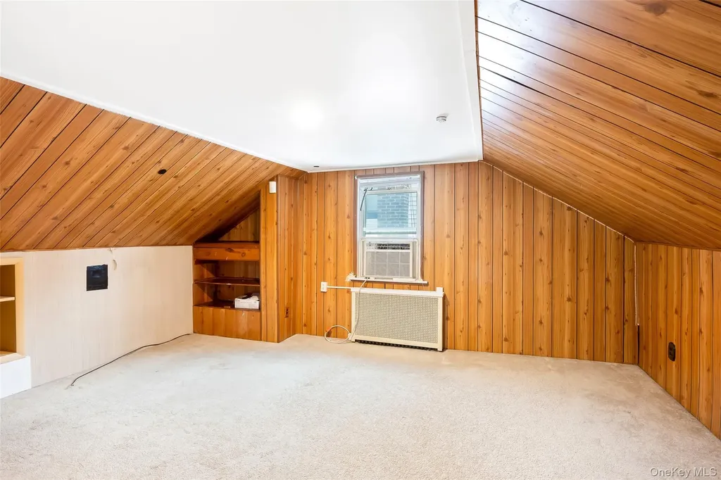 1218 Terrace Boulevard New Hyde Park NY 11040
