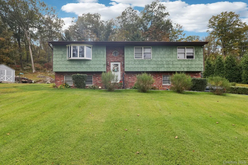 105 Old Road Brewster NY 10509