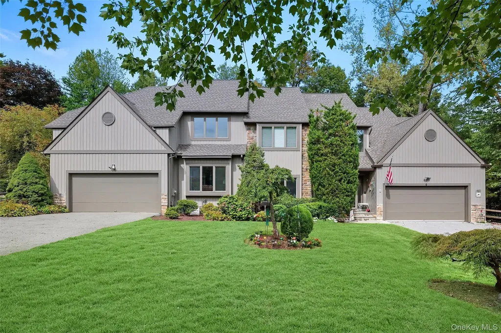 8 Persimmon Lane White Plains NY 10605