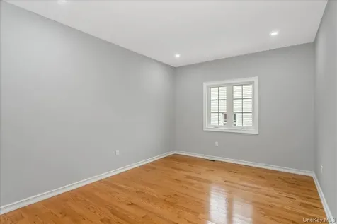 Rosedale NY 11422