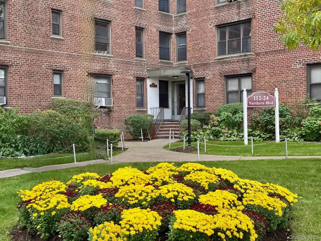 112-24 Northern Boulevard Corona NY 11368