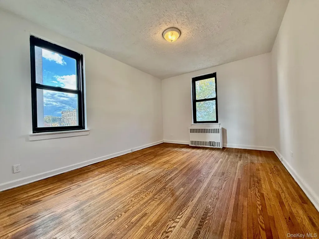 112-24 Northern Boulevard Corona NY 11368
