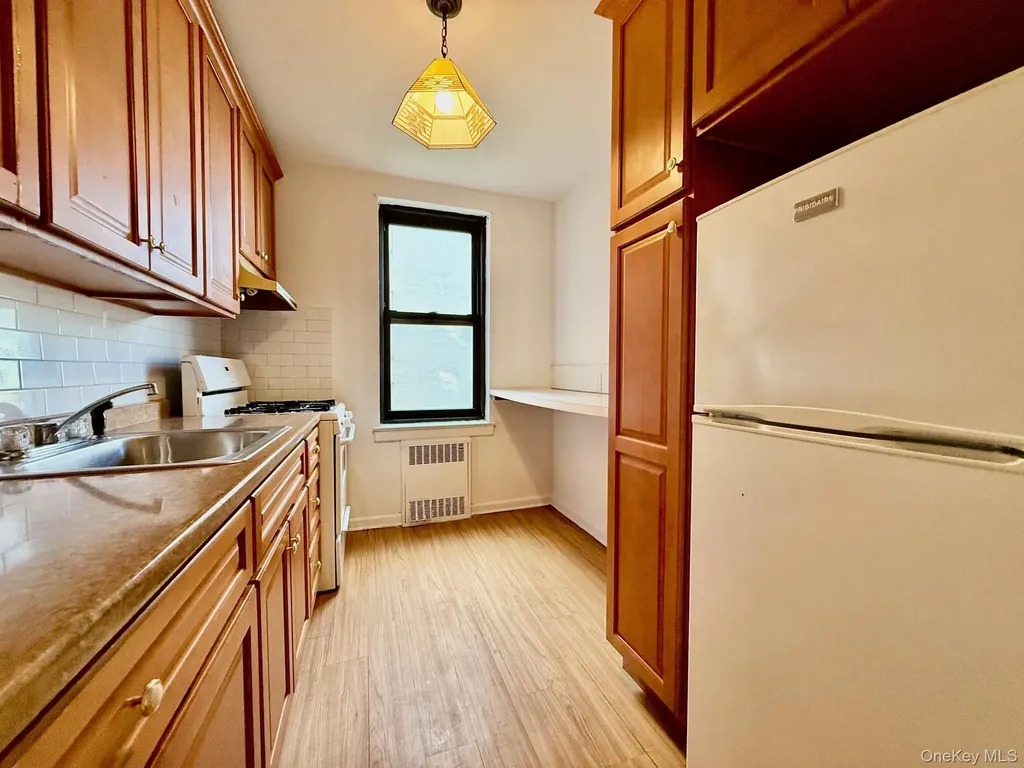 112-24 Northern Boulevard Corona NY 11368