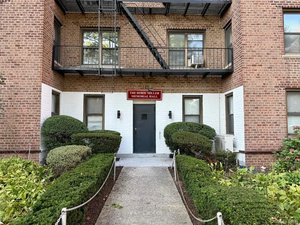 112-24 Northern Boulevard Corona NY 11368