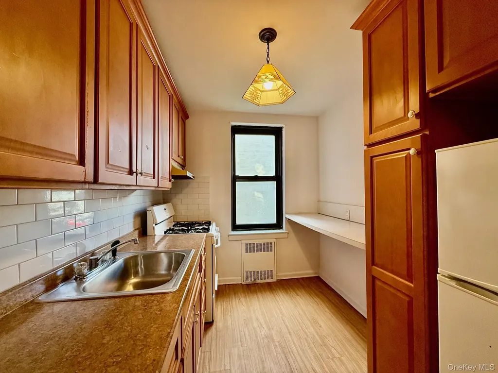 112-24 Northern Boulevard Corona NY 11368