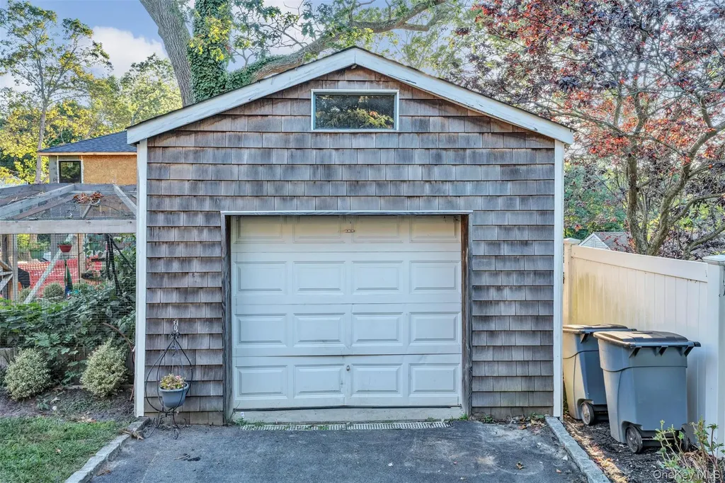 81 Beach Road Wading River NY 11792