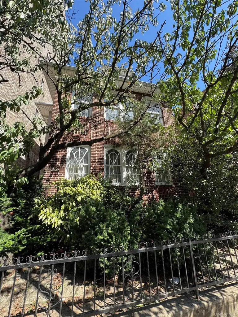 1663 E 18th Street Brooklyn NY 11229