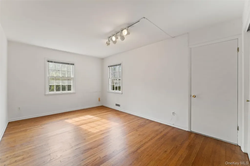 21 Springdale Road Scarsdale NY 10583