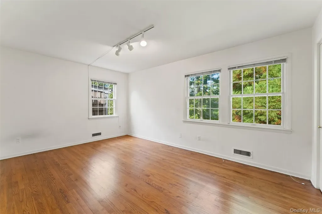 21 Springdale Road Scarsdale NY 10583
