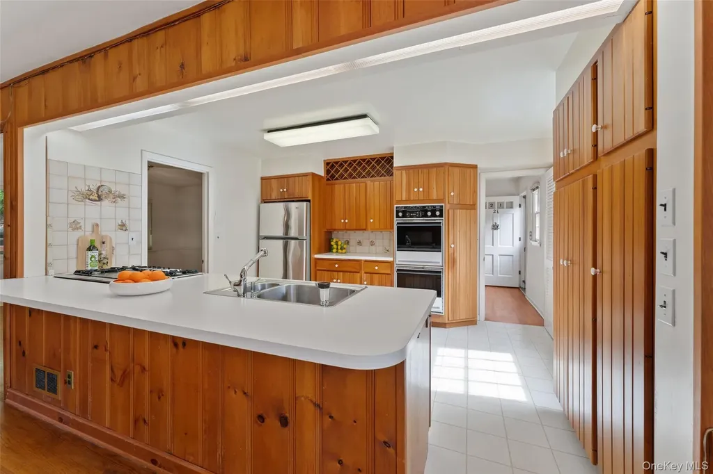 21 Springdale Road Scarsdale NY 10583