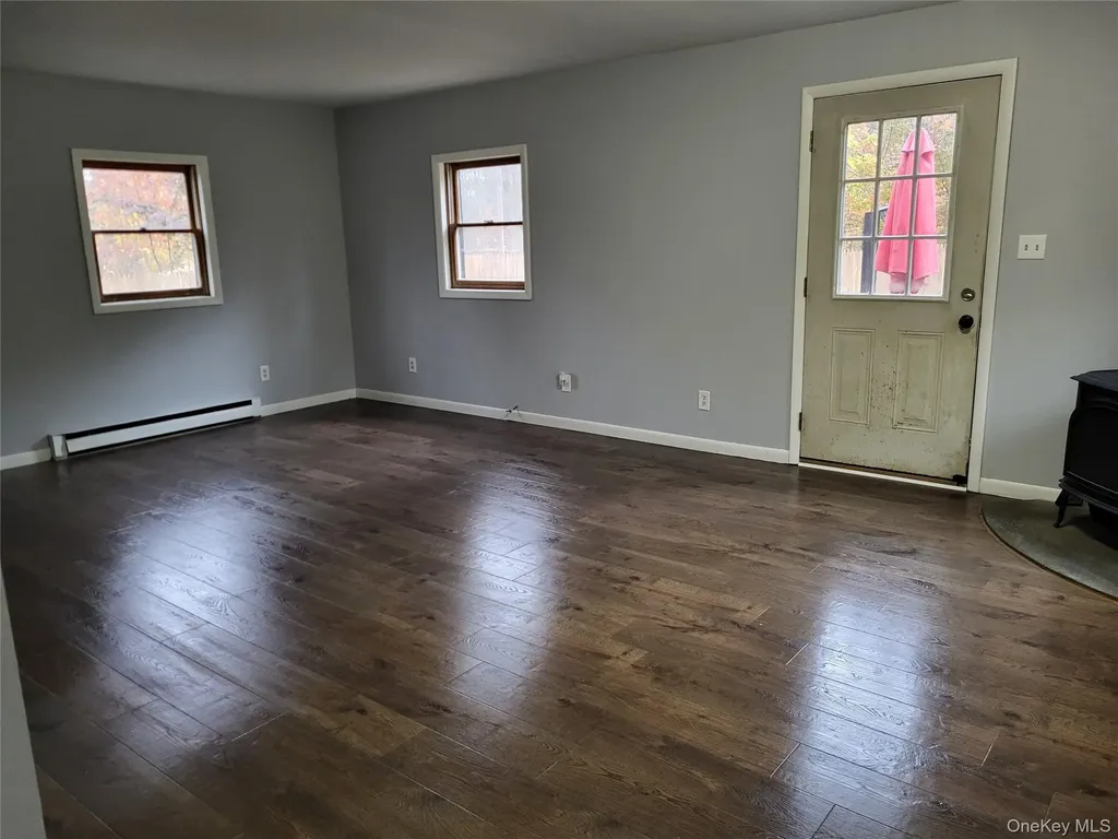 318 Maple Street Kerhonkson NY 12446