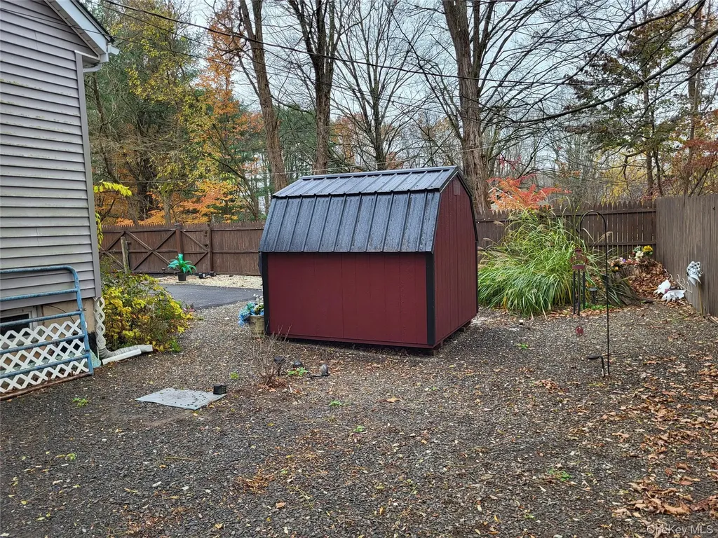 318 Maple Street Kerhonkson NY 12446
