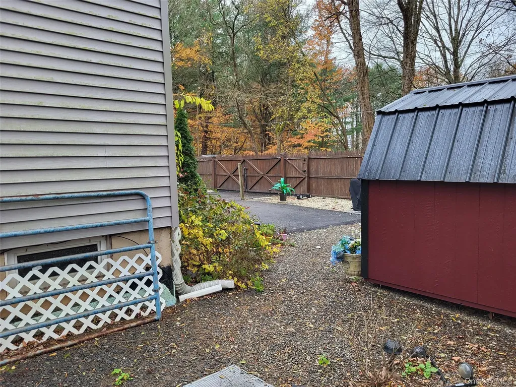 318 Maple Street Kerhonkson NY 12446