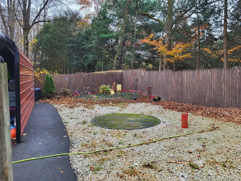 318 Maple Street Kerhonkson NY 12446