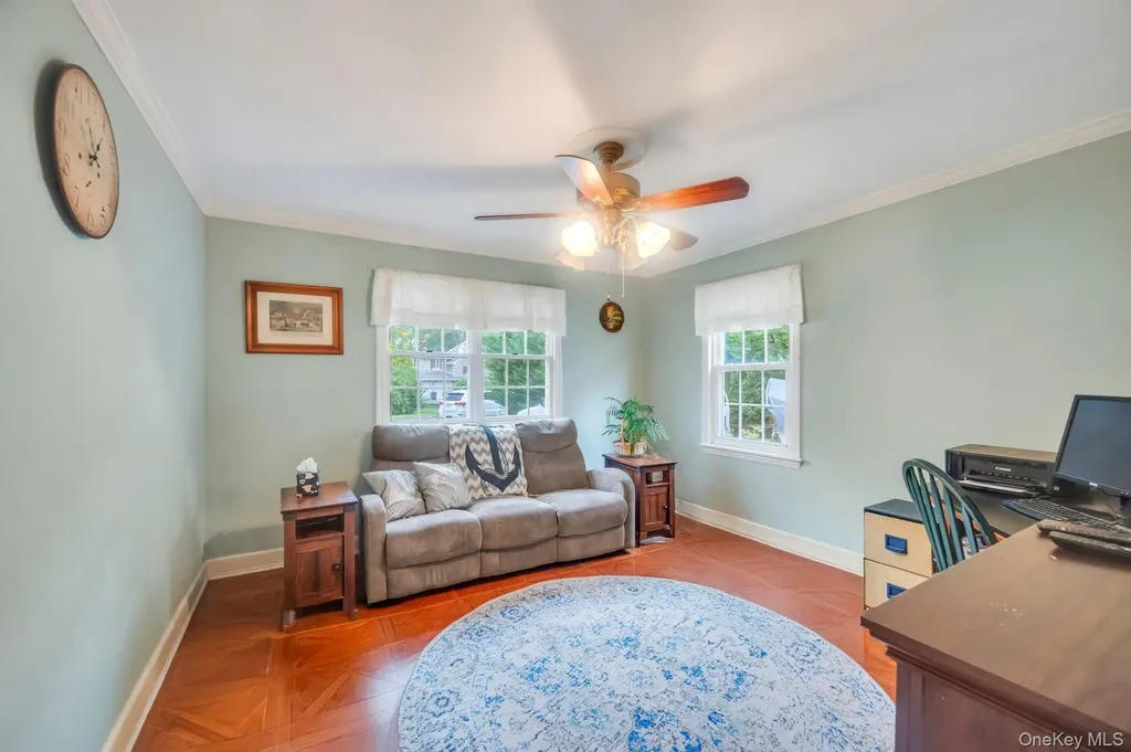 190 Connetquot Drive Oakdale NY 11769